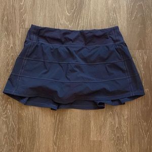 Lululemon Pace Rival Skirt. Size 8 reg.